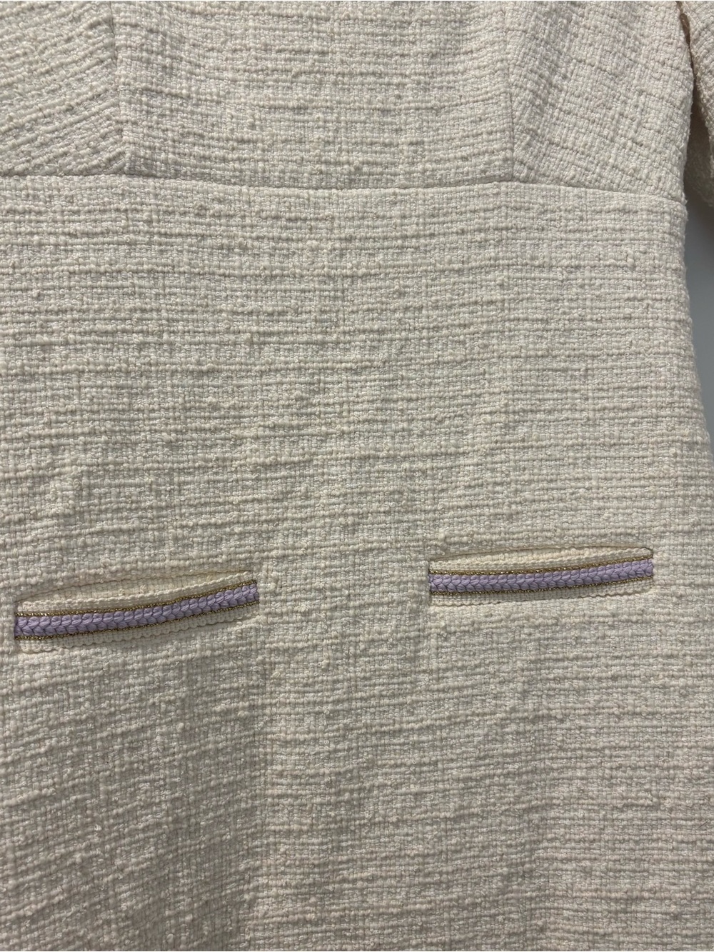 Maje Ranessa Dress EU 36 Chic Cream Textured Short-Sleeve with Lavender Piping - Picture 4 of 6